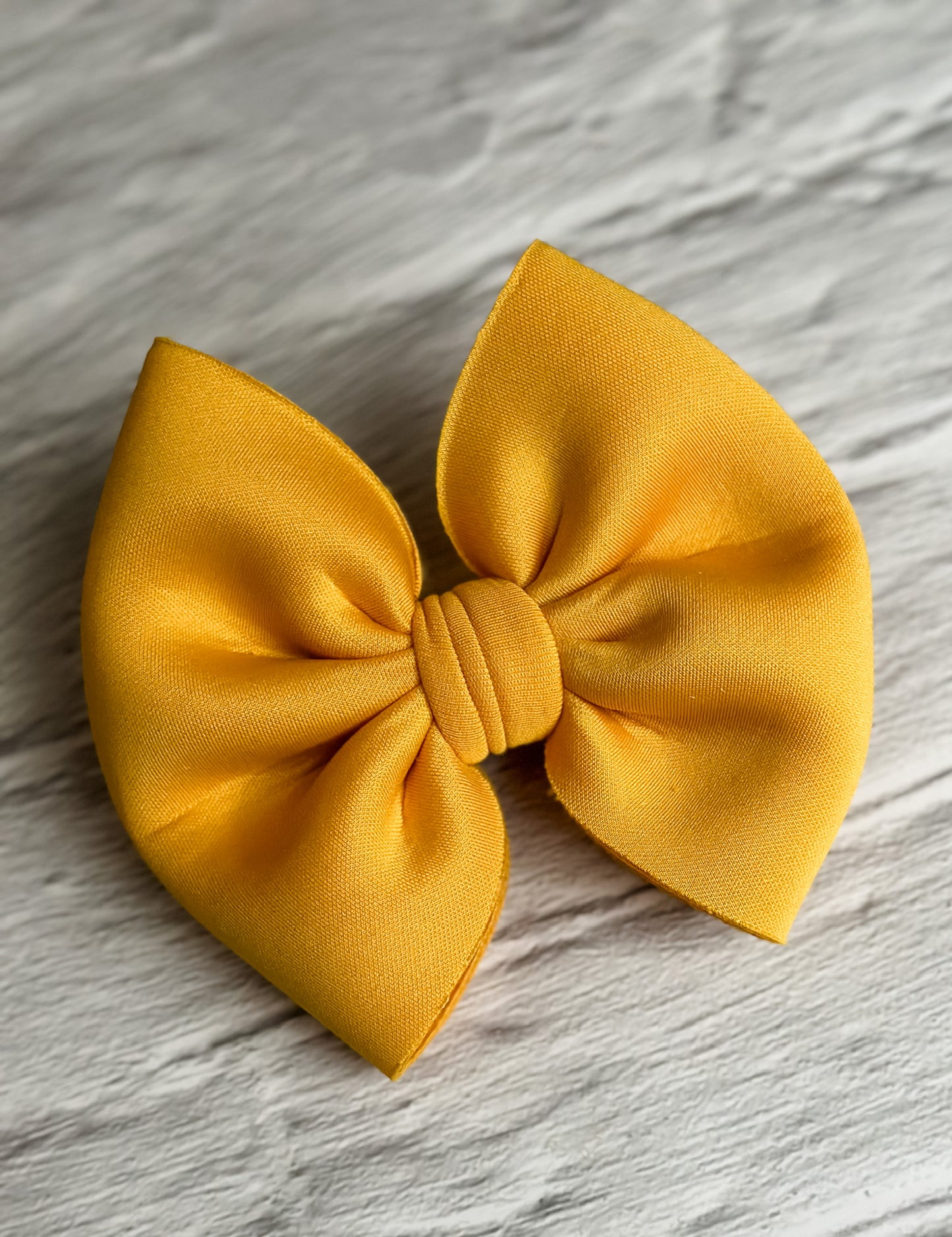 YELLOW SCUBA